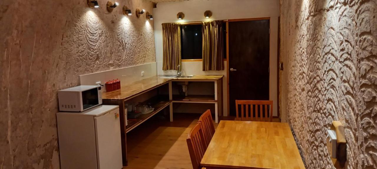 Venushill B+B Coober Pedy Εξωτερικό φωτογραφία